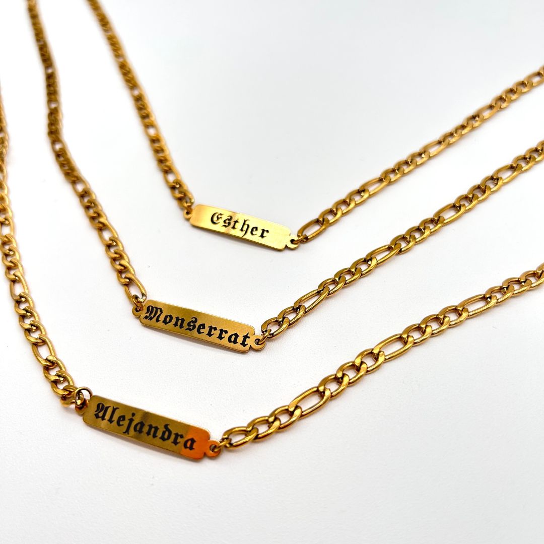 Collar Plaquita Nombre