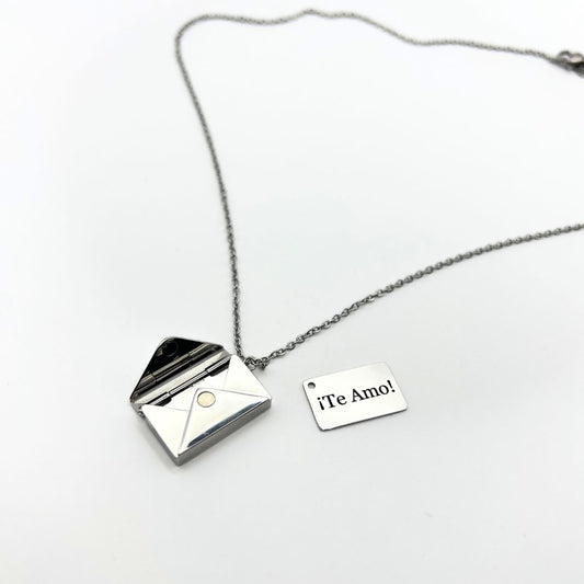 Collar Cartita Grabada